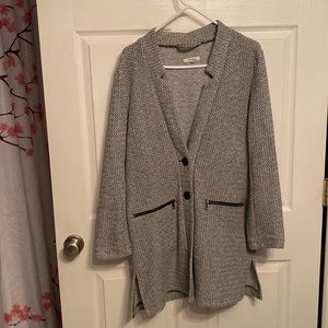 Maurice’s size medium coat.